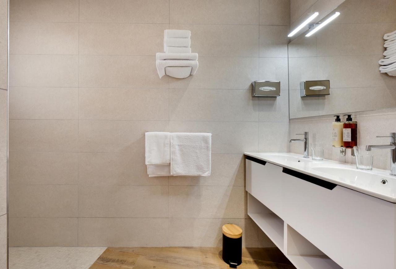 Les Appartements De Колюр Екстериор снимка