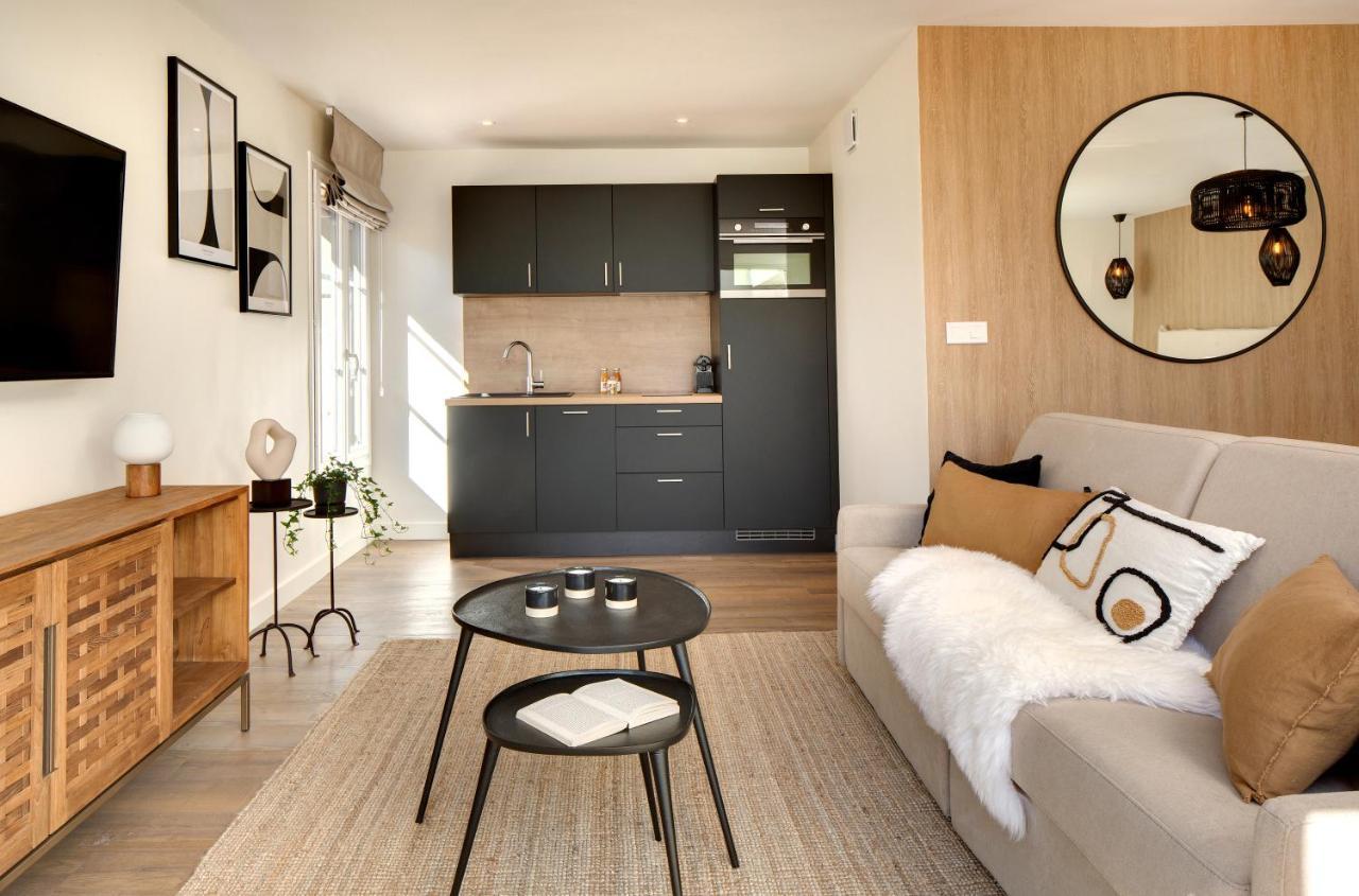 Les Appartements De Колюр Екстериор снимка