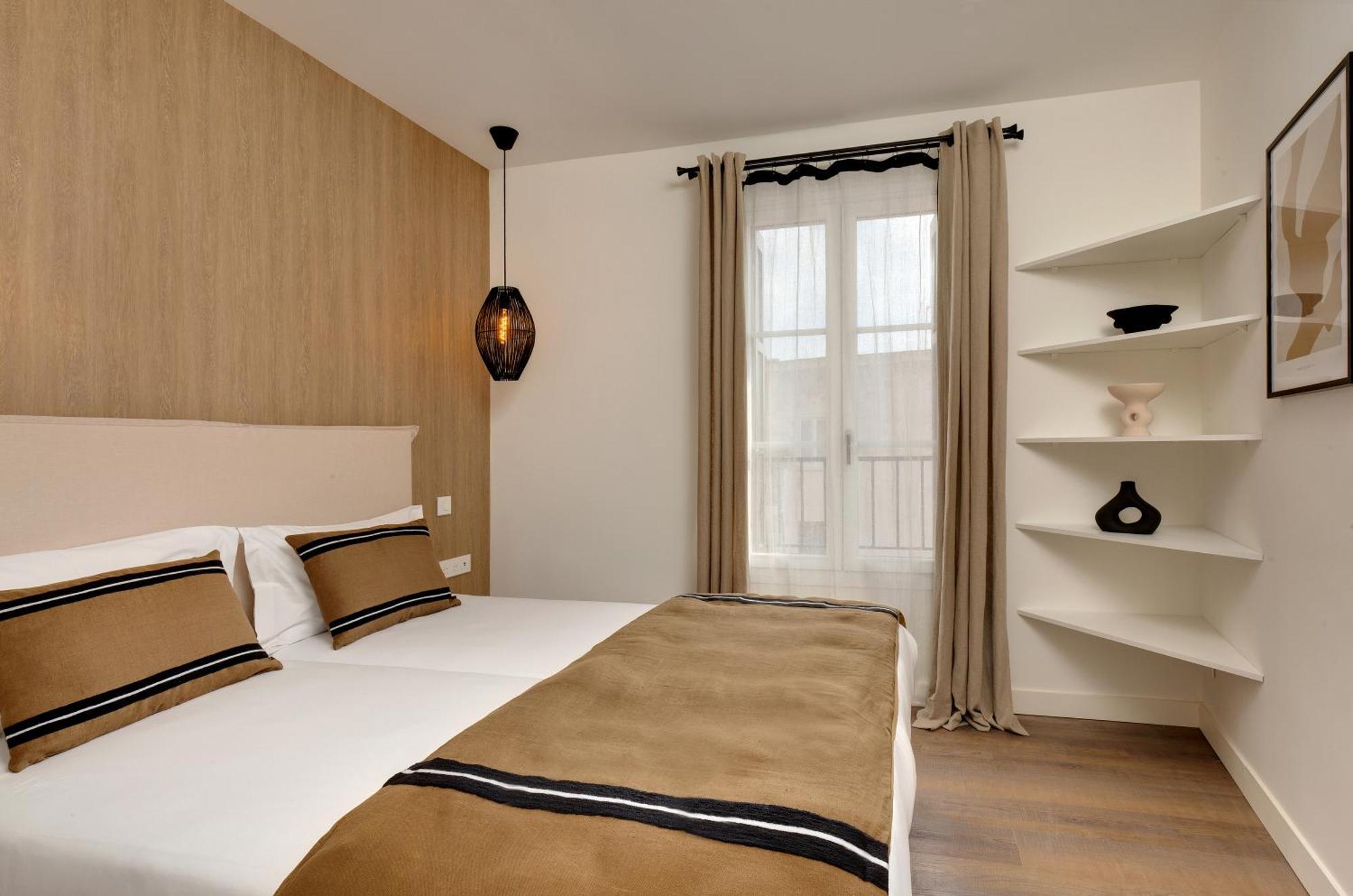 Les Appartements De Колюр Стая снимка