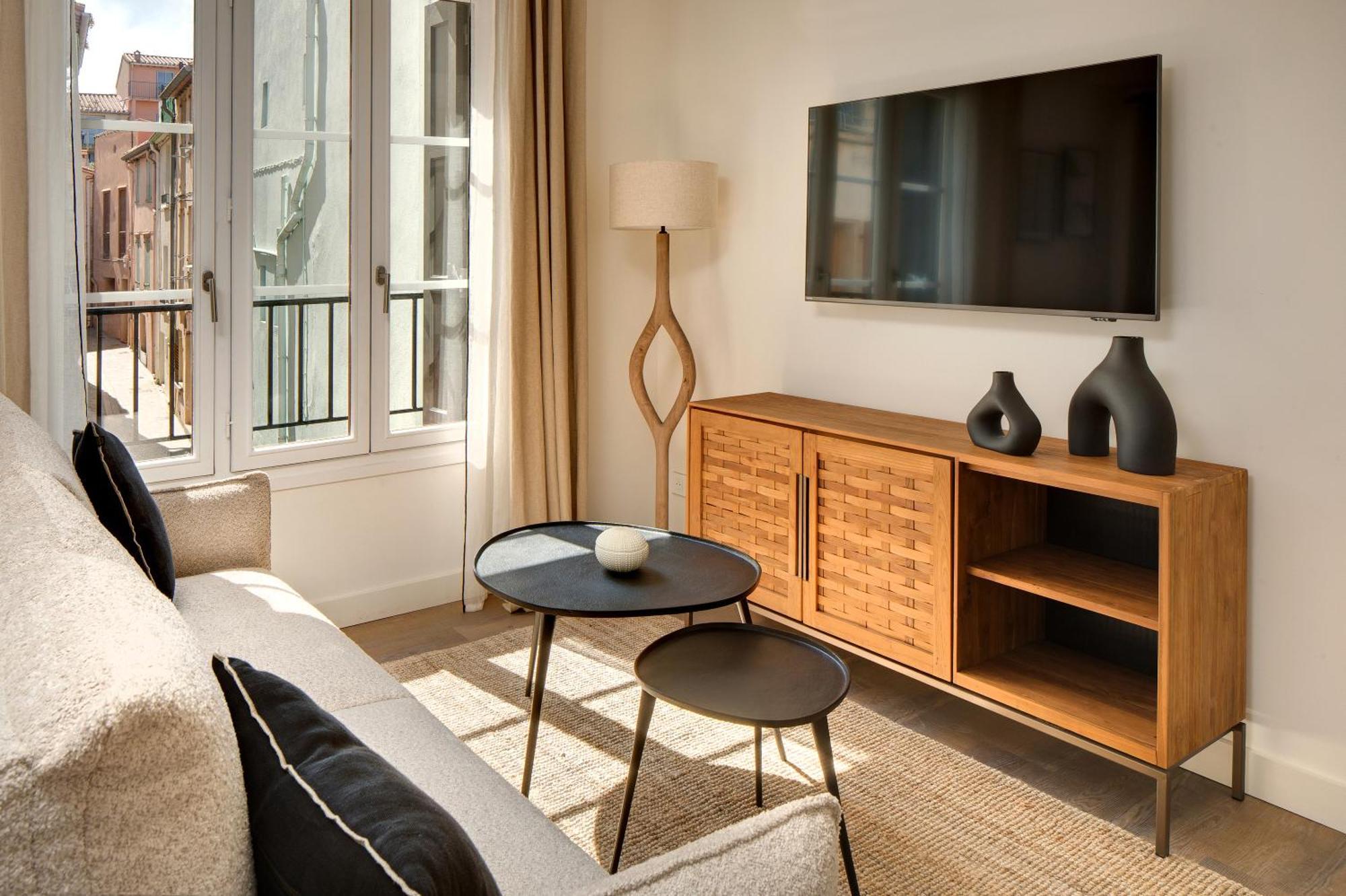 Les Appartements De Колюр Стая снимка